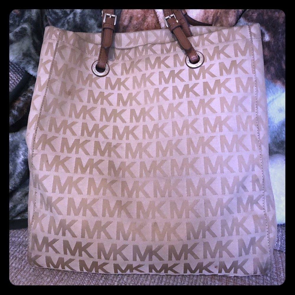 MK tan tote